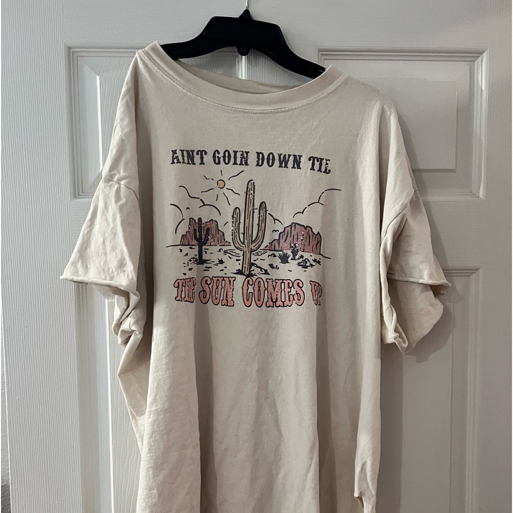 PebbyForevee side slit tee XL